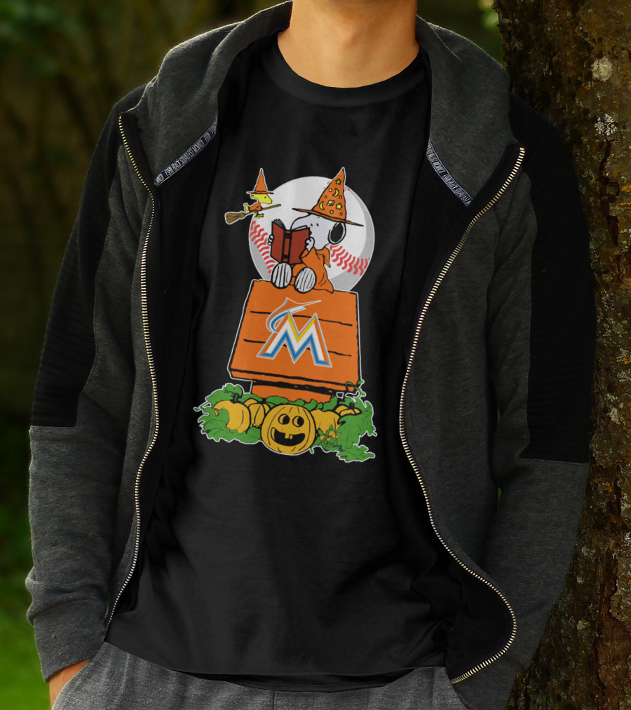 Miami Marlins Halloween Baseball Snoopy Pumpkin T-Shirt