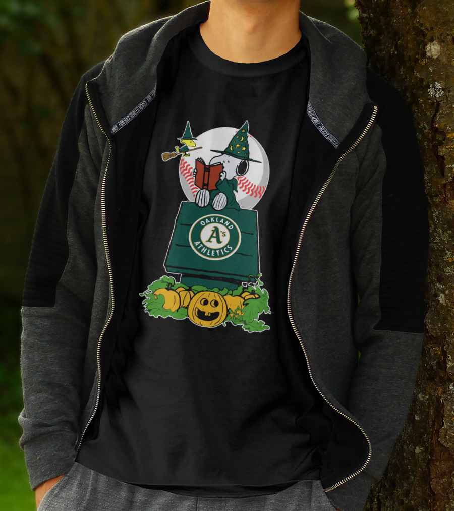 Oakland Athletics Halloween Snoopy And Woodstock Pumpkin Scene T-Shirt