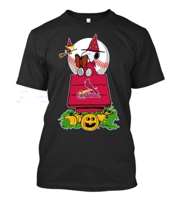 Spooky Halloween Peanuts St. Louis Cardinals Pumpkin Scene T-Shirt