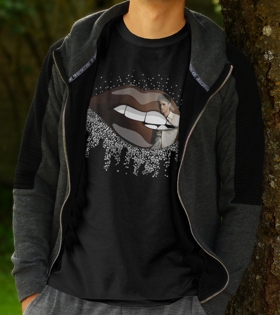 Enrique Iglesias Graphic With Sparkling Lips T-Shirt