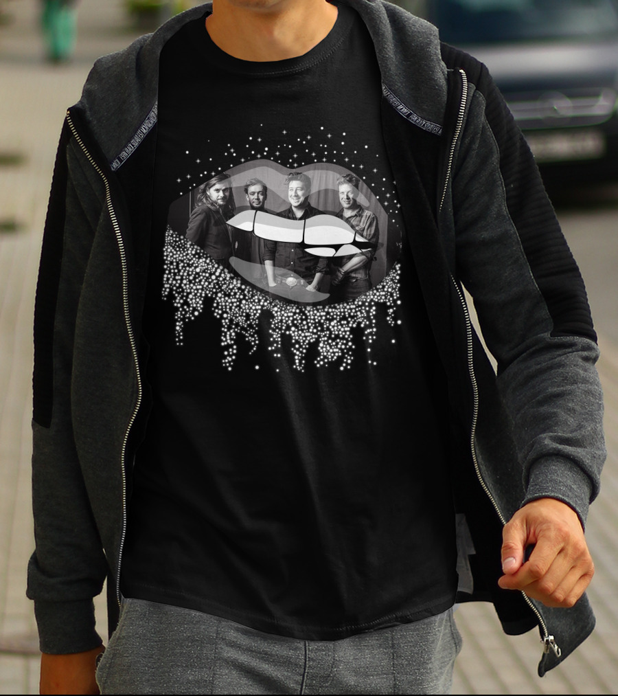 Mumford And Sons Black And White Lip Silhouette Band Members Photo T-Shirt