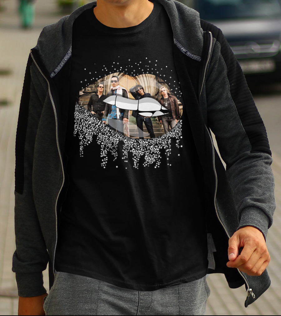 Stone Temple Pilots Band Photo Collage With Iconic Lips T-Shirt