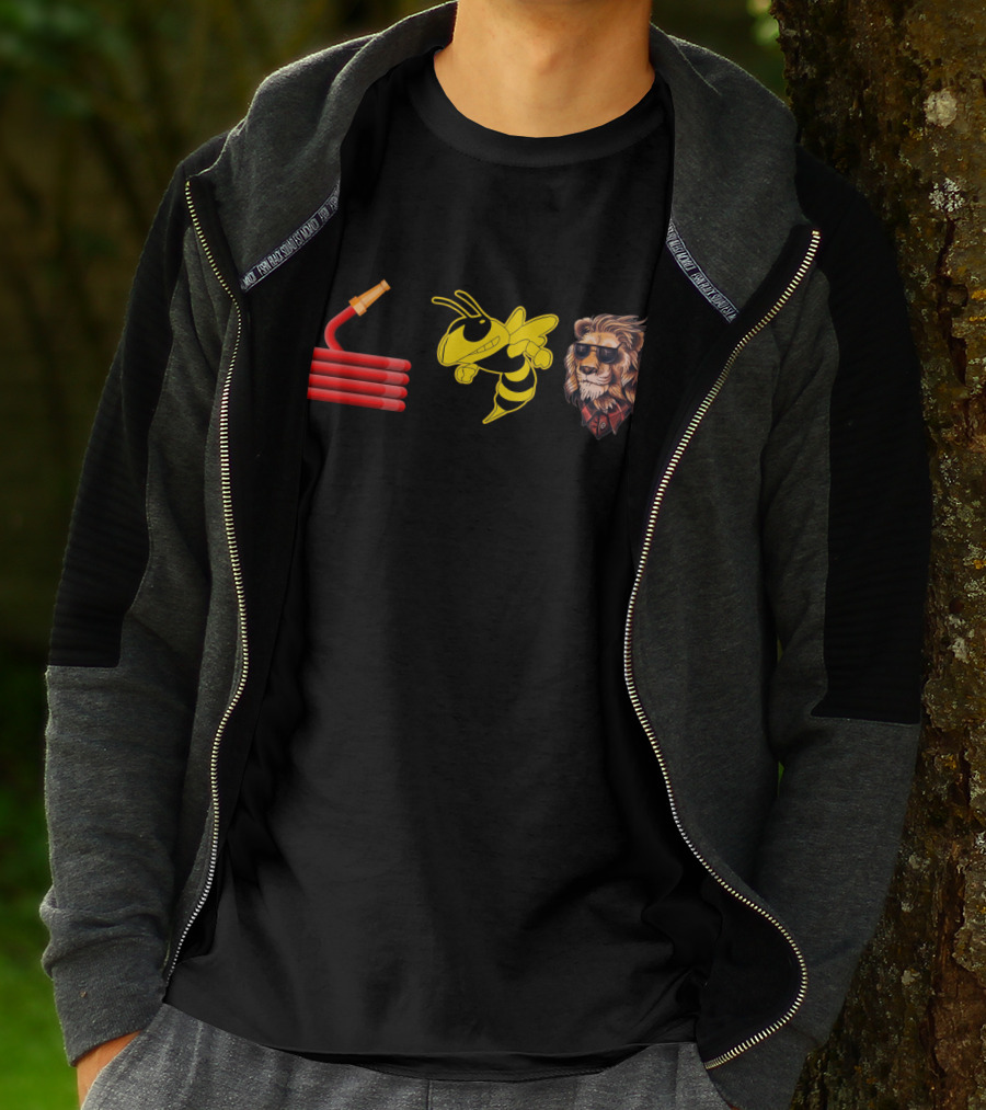 Hose Insect Animated Sunglasses Lion T-Shirt