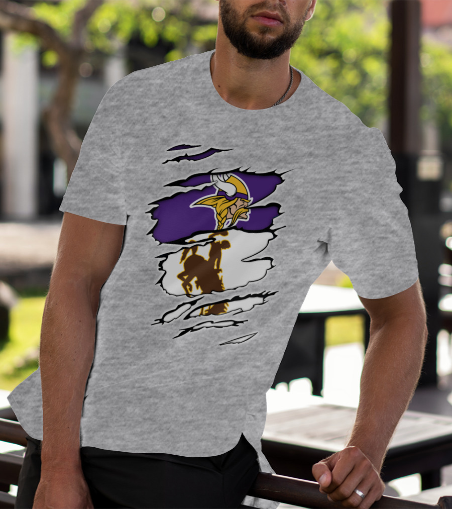 Vikings Wyoming Cowboy Ripped T-Shirt