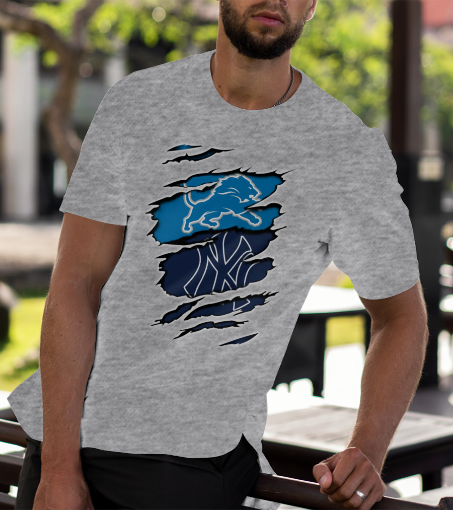 Detroit Lions And New York Yankees Ripped Claw T-Shirt