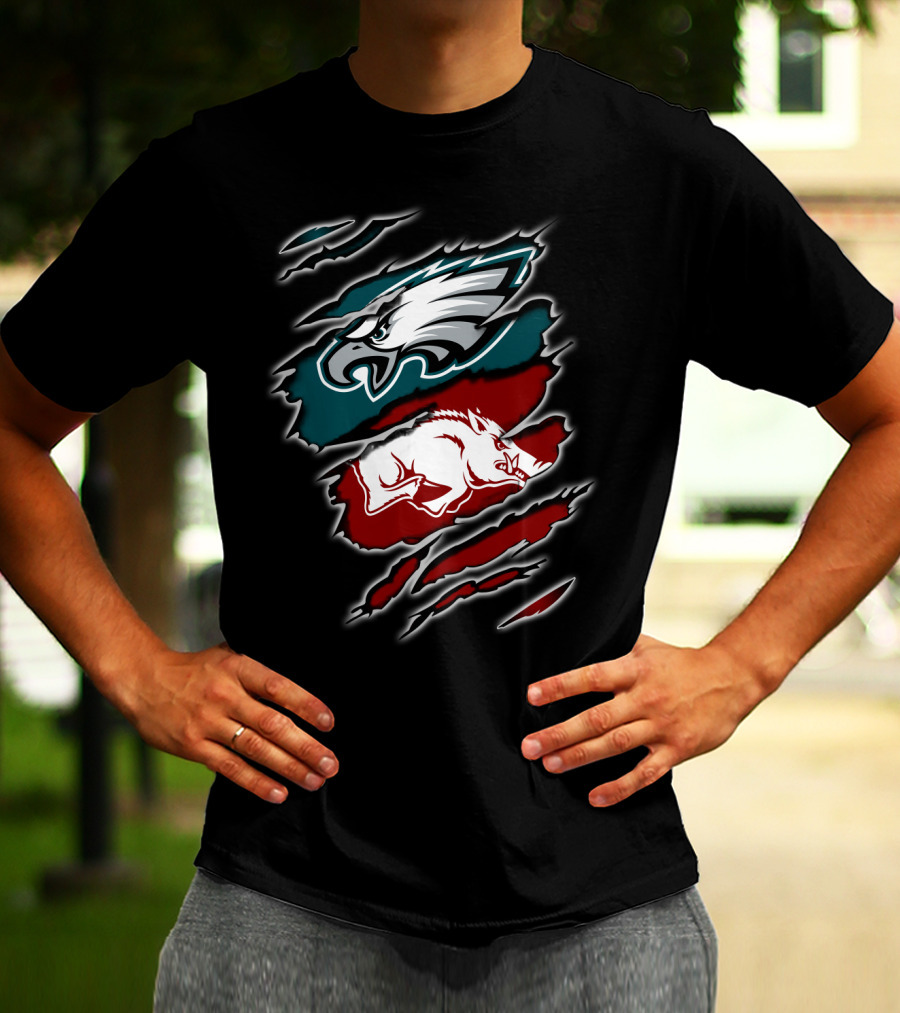 Philadelphia Eagles Arkansas Razorbacks Ripped T-Shirt