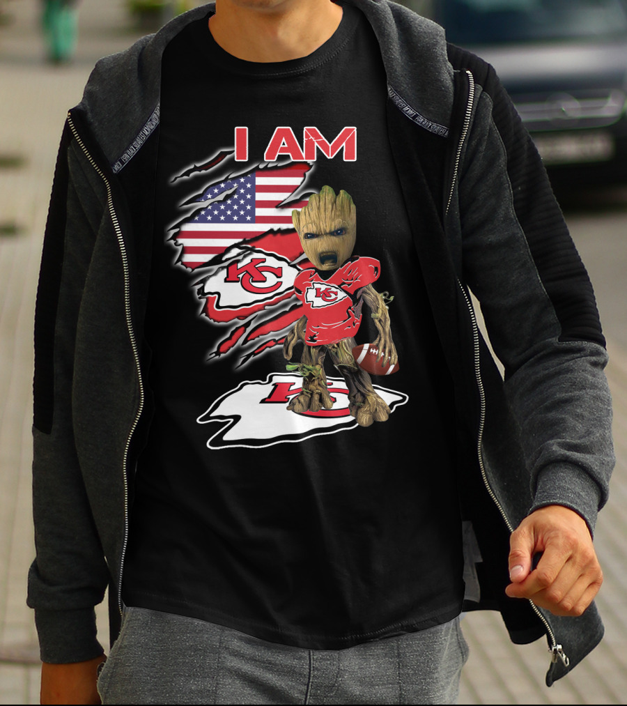 I Am Kc Chiefs Groot American Football Fan Usa Flag T-Shirt