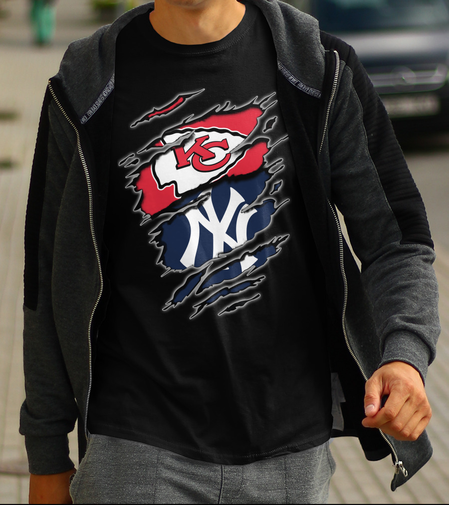 Kansas City Chiefs New York Yankees Torn Logo Mashup T-Shirt