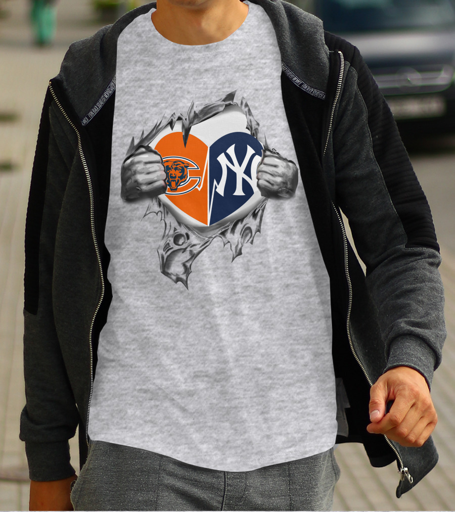 Chicago Bears New York Yankees Split Heart Rip T-Shirt