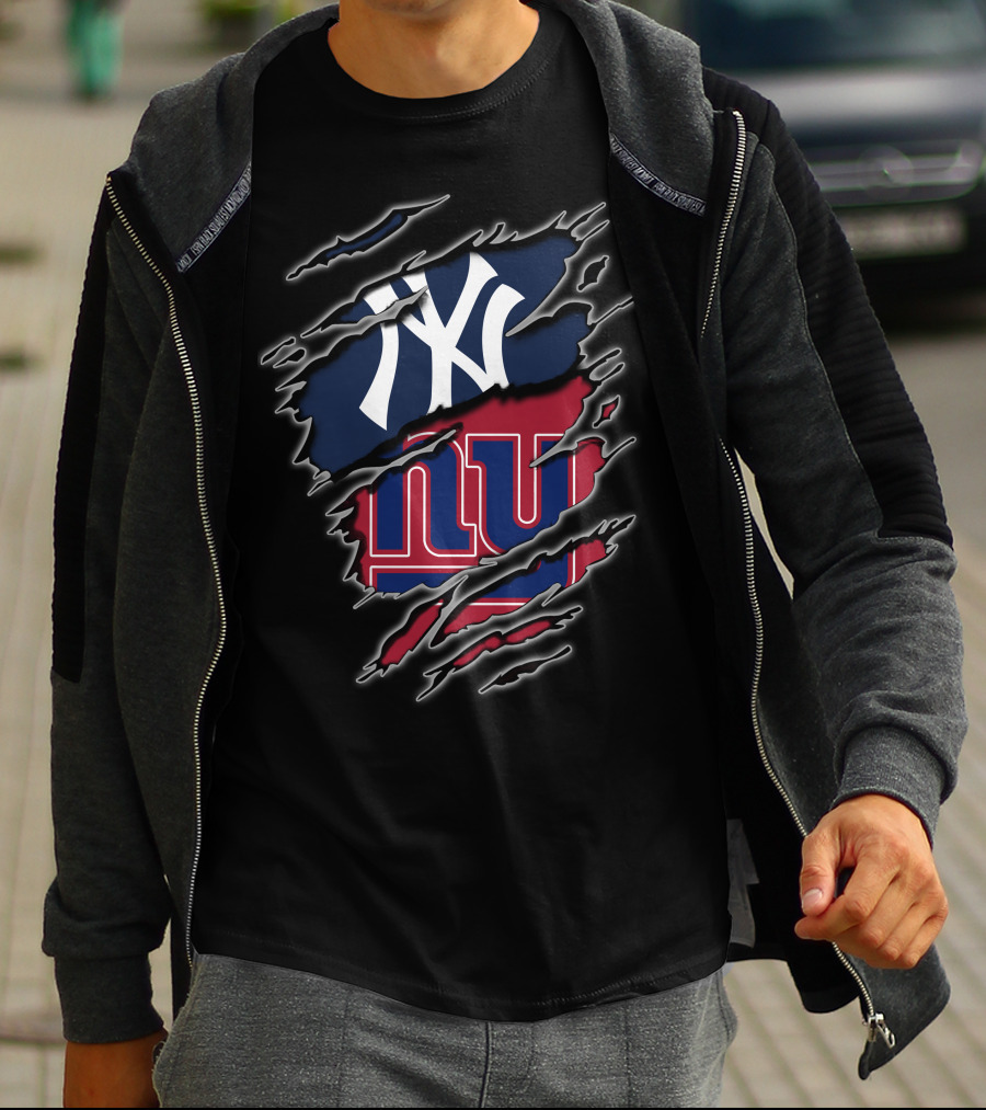 Yankees Giants Logo Fusion Tattered T-Shirt