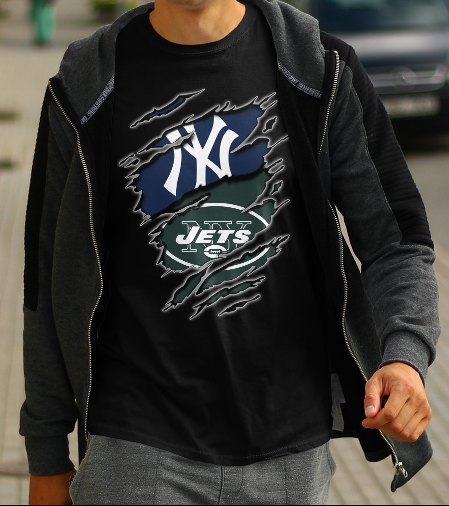 Yankees Jets Dual Logo Graphic With Torn Effect T-Shirt