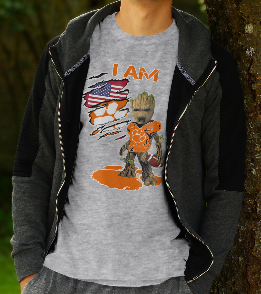 I AM Clemsons Baby Groot American Flag Football Paw Prints T-Shirt