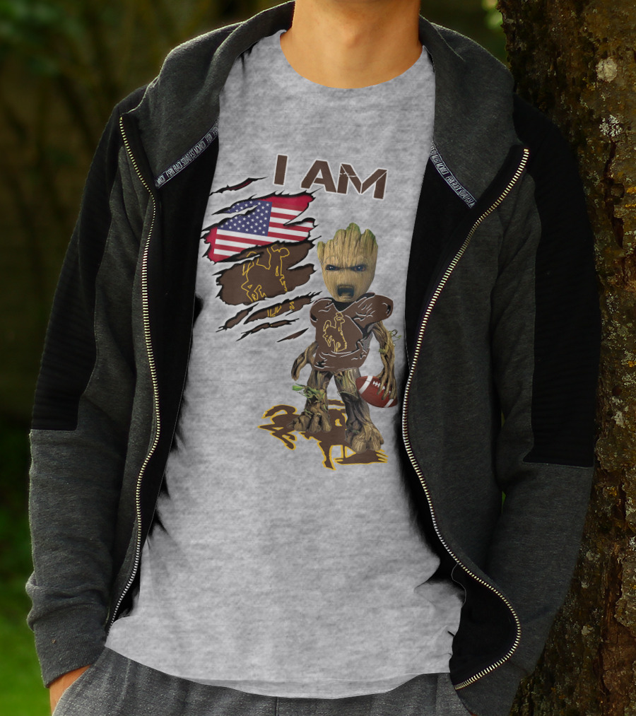 I AM Wyoming Baby Groot Football American Flag Cowboy T-Shirt