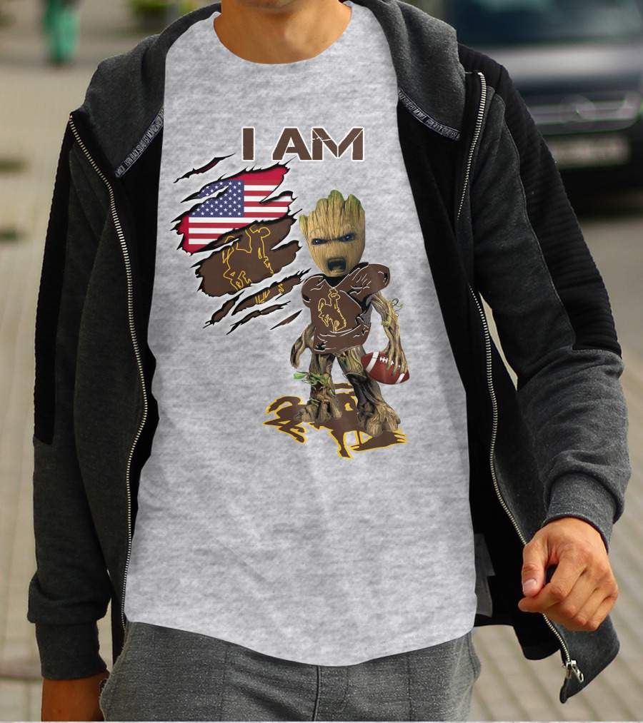I AM Wyoming Baby Groot Football American Flag Cowboy T-Shirt