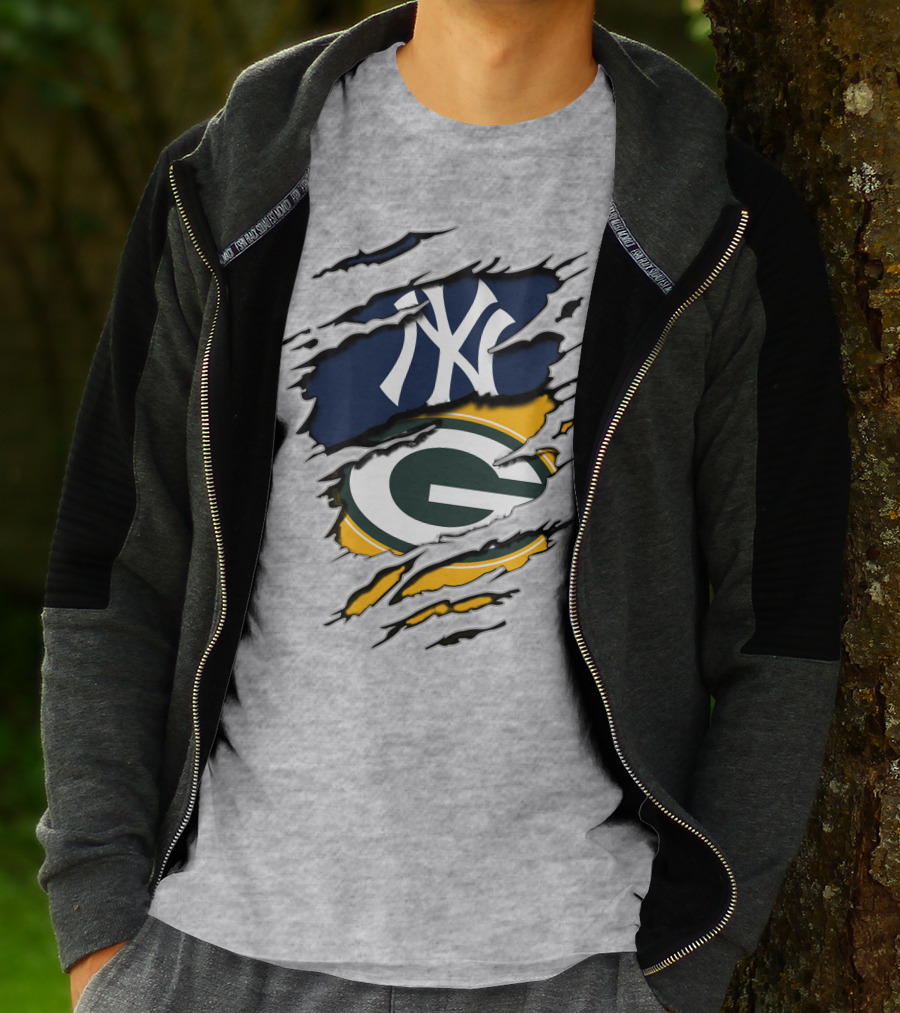 Yankees Packers Dual Fan Pride Tearaway T-Shirt