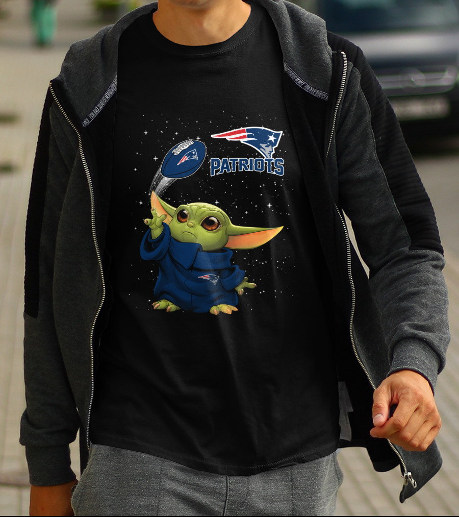 Baby Yoda New England Patriots Star Wars Football Crossover T-Shirt