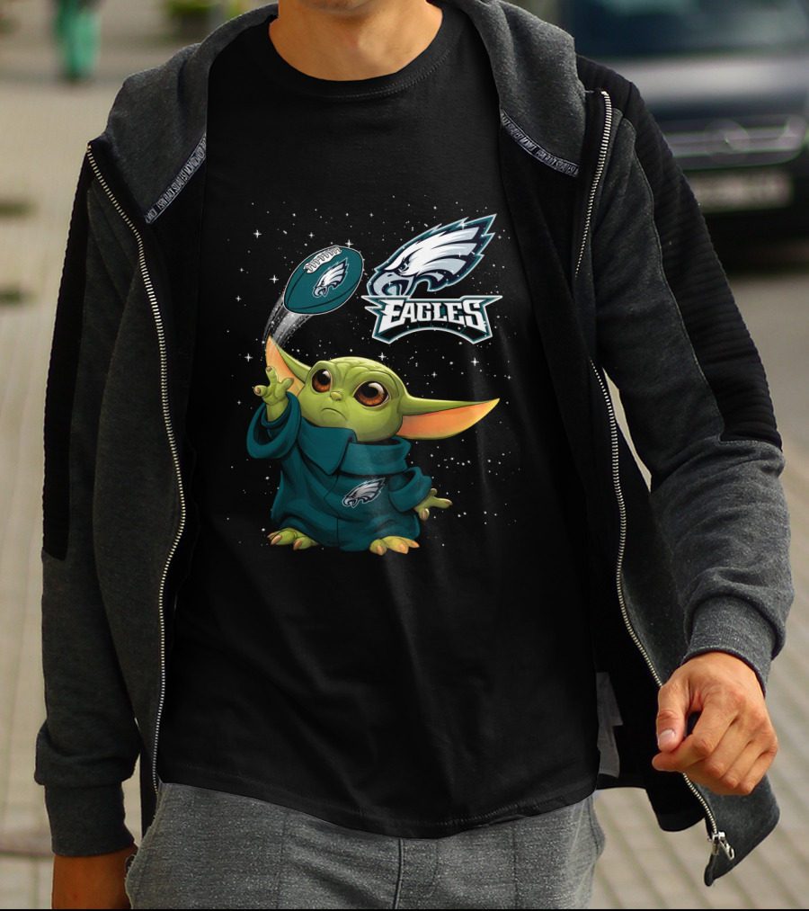 Baby Yoda Philadelphia Eagles Football Force Star Wars Galaxy Fan T-Shirt