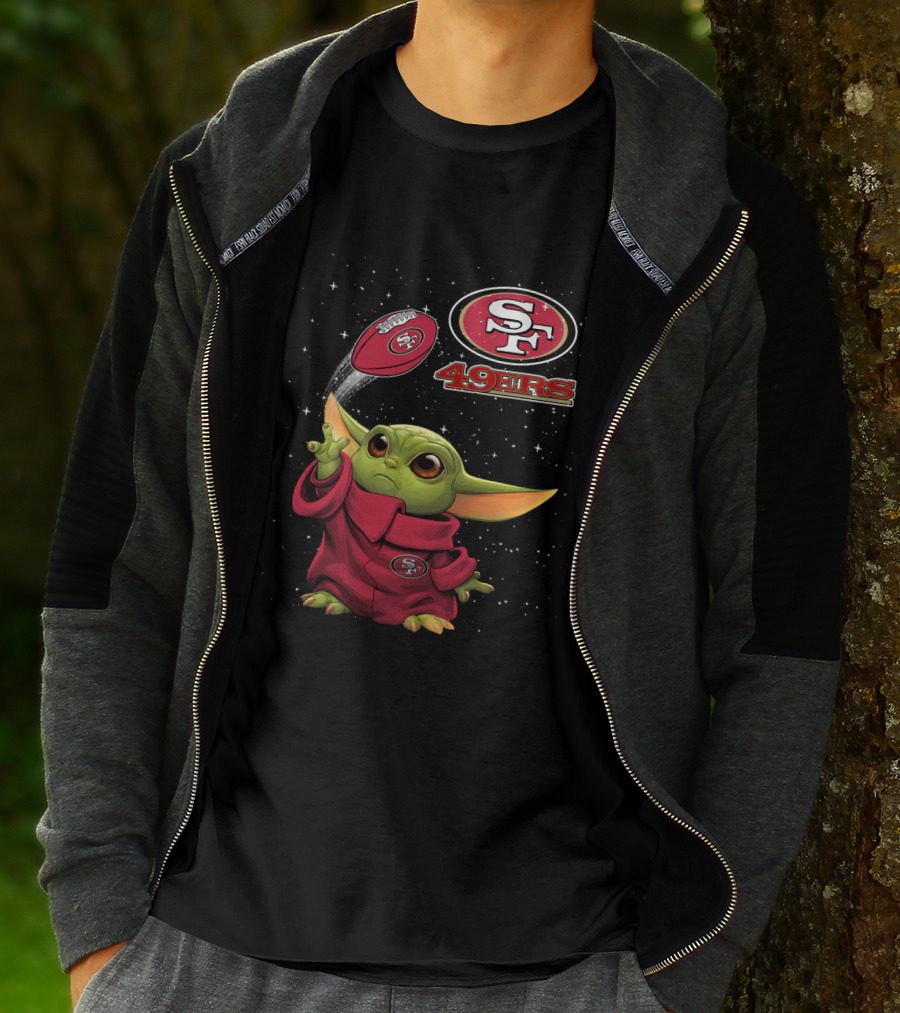 Baby Yoda Throwing San Francisco 49ers Football With SF Logo And Stars T-Shirt