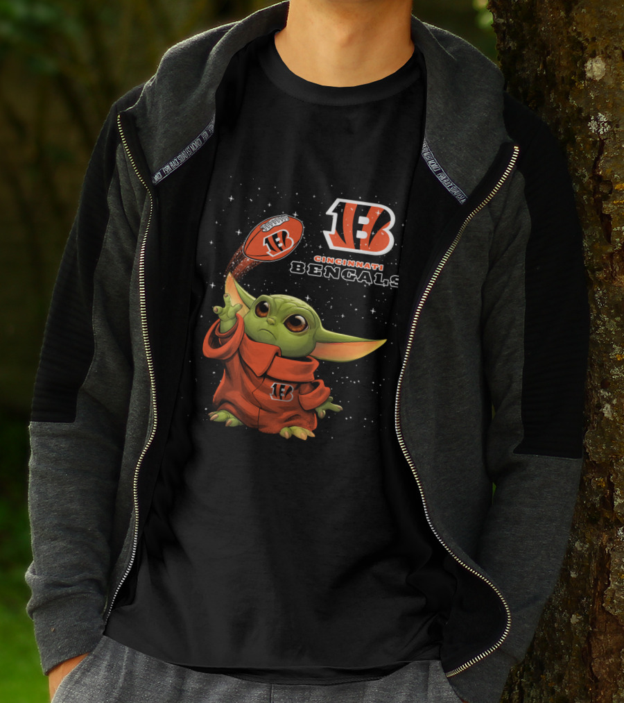Cincinnati Bengals Baby Yoda Force Powers Football Team T-Shirt