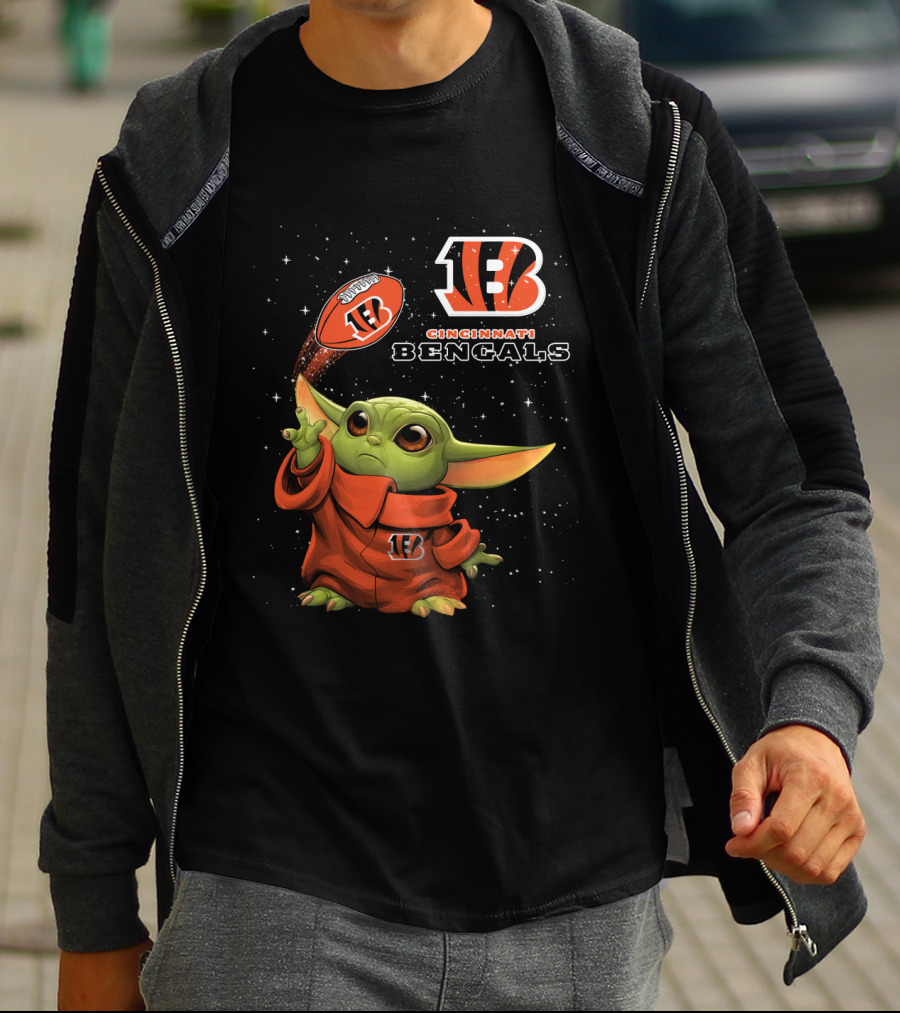 Cincinnati Bengals Baby Yoda Force Powers Football Team T-Shirt