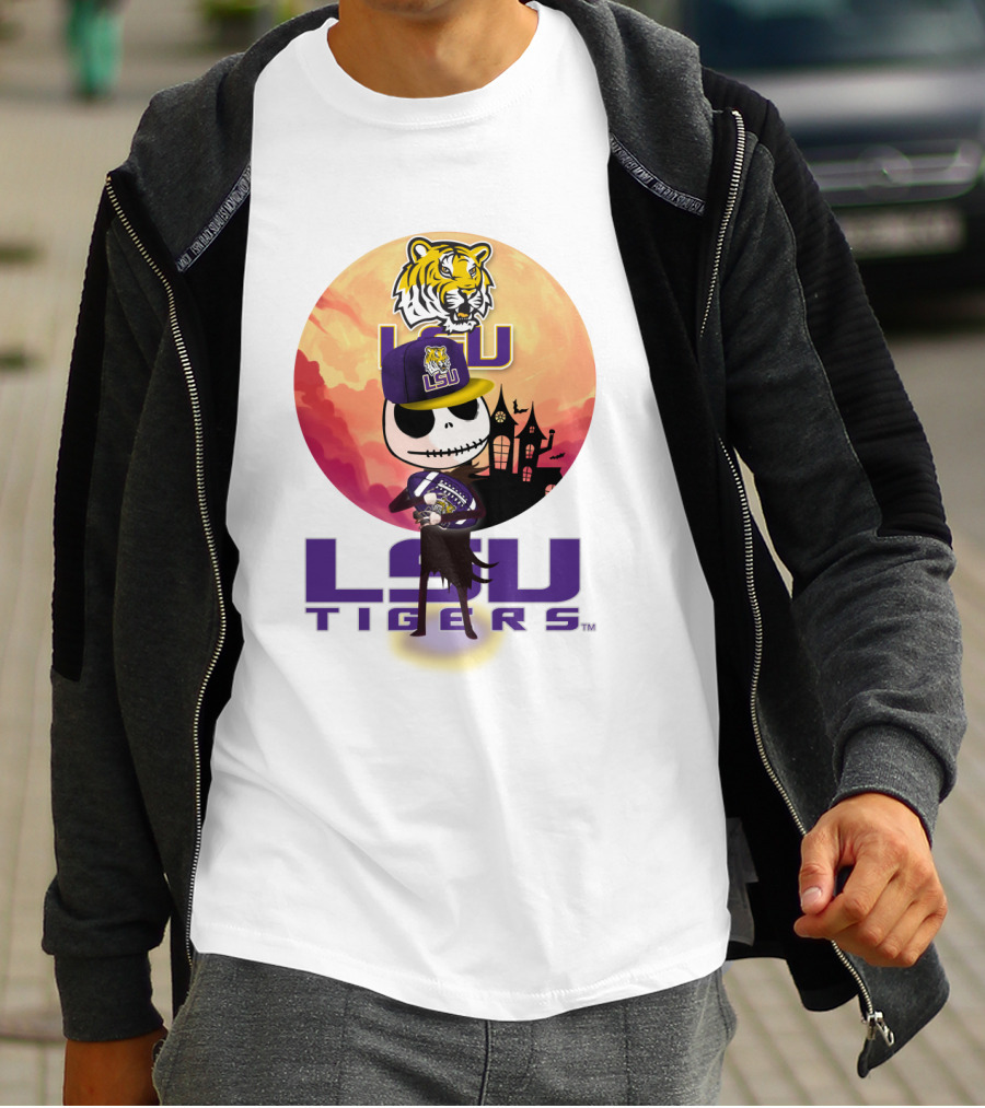 Lsu Tigers Halloween Skeleton In Hat With Tiger And Haunted House T-Shirt