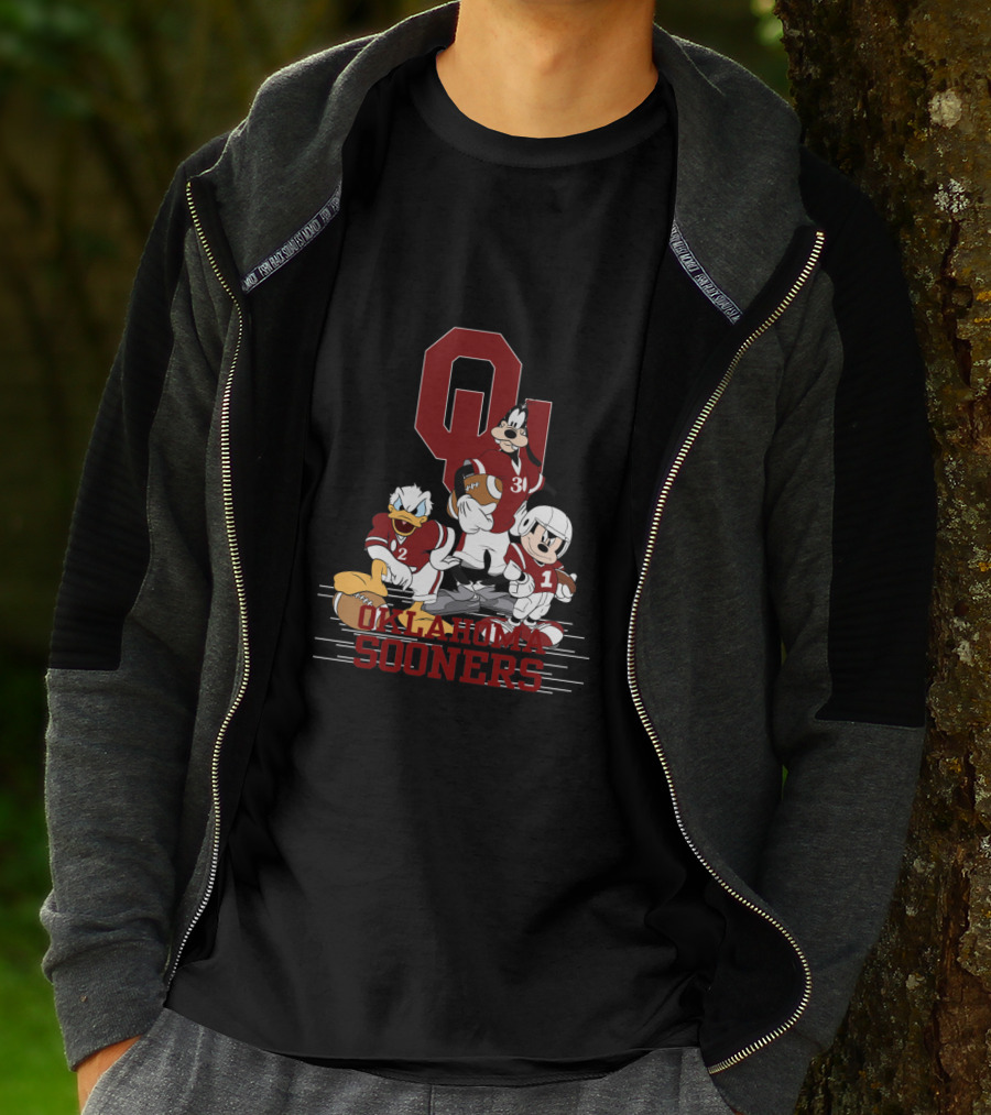 Oklahoma Sooners Disney Characters Football Team Collaboration Chtnca10012 T-Shirt