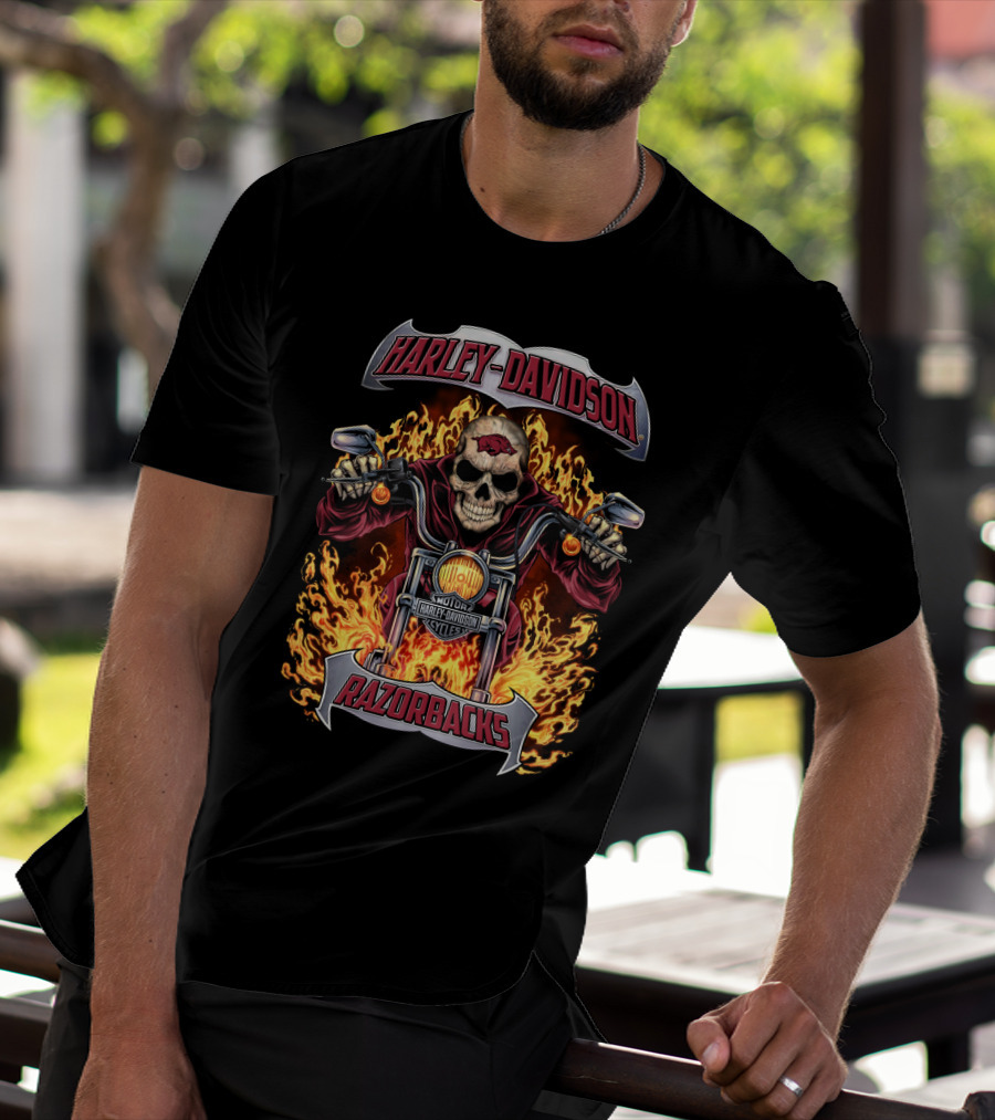 Harley Davidson Motorcycles Razorbacks Ncaa Arkansas Hl1502 Skull Flames Motorcycle T-Shirt