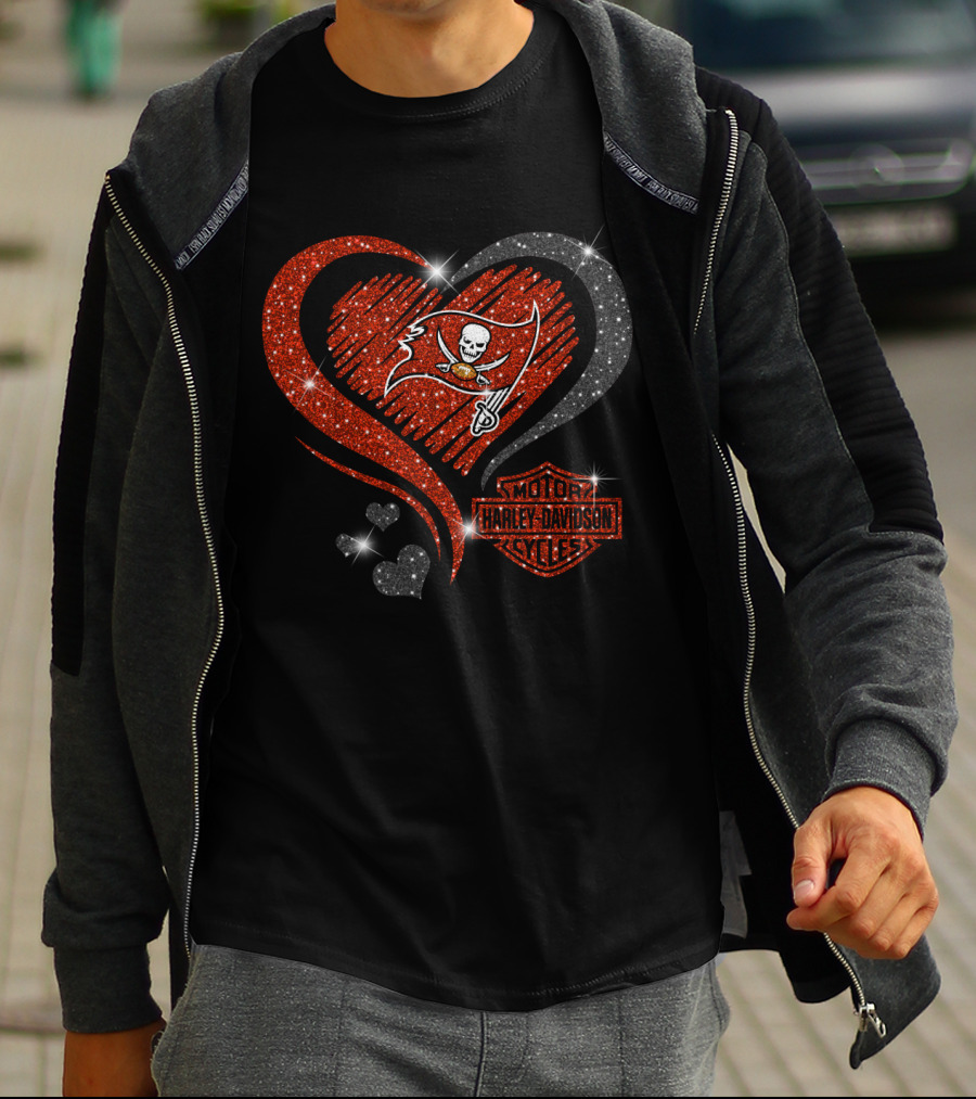 Harley Davidson Tampa Bay Buccaneers Heart Sparkle T-Shirt