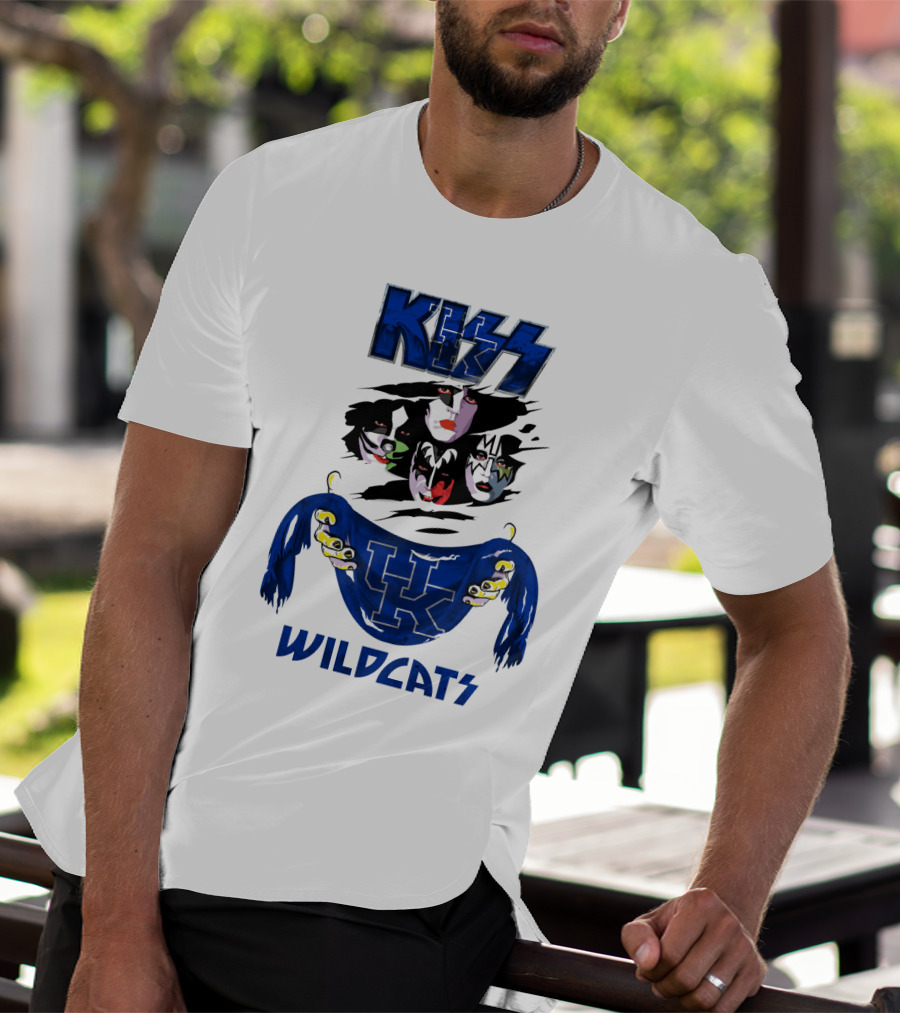 KISS Kentucky Wildcats Ncaa Wildcats Logo Masked Band Faces T-Shirt