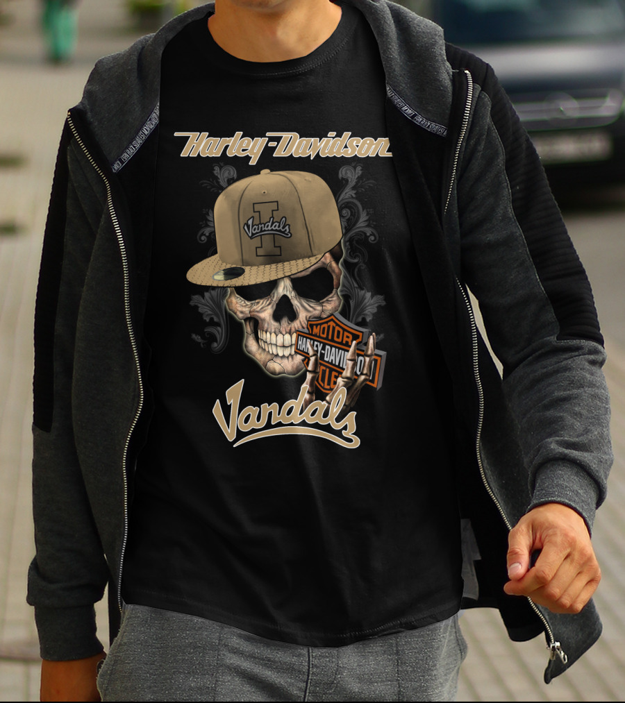 Harley Davidson Vandals Skull With Idaho Hat And Motor Badge T-Shirt