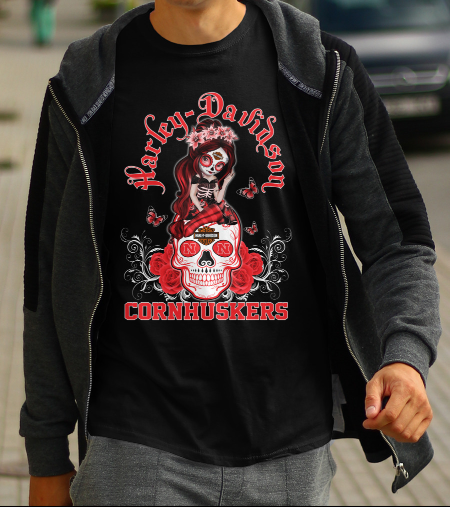 Harley Davidson Nebraska Cornhuskers Skull Roses Girl T-Shirt