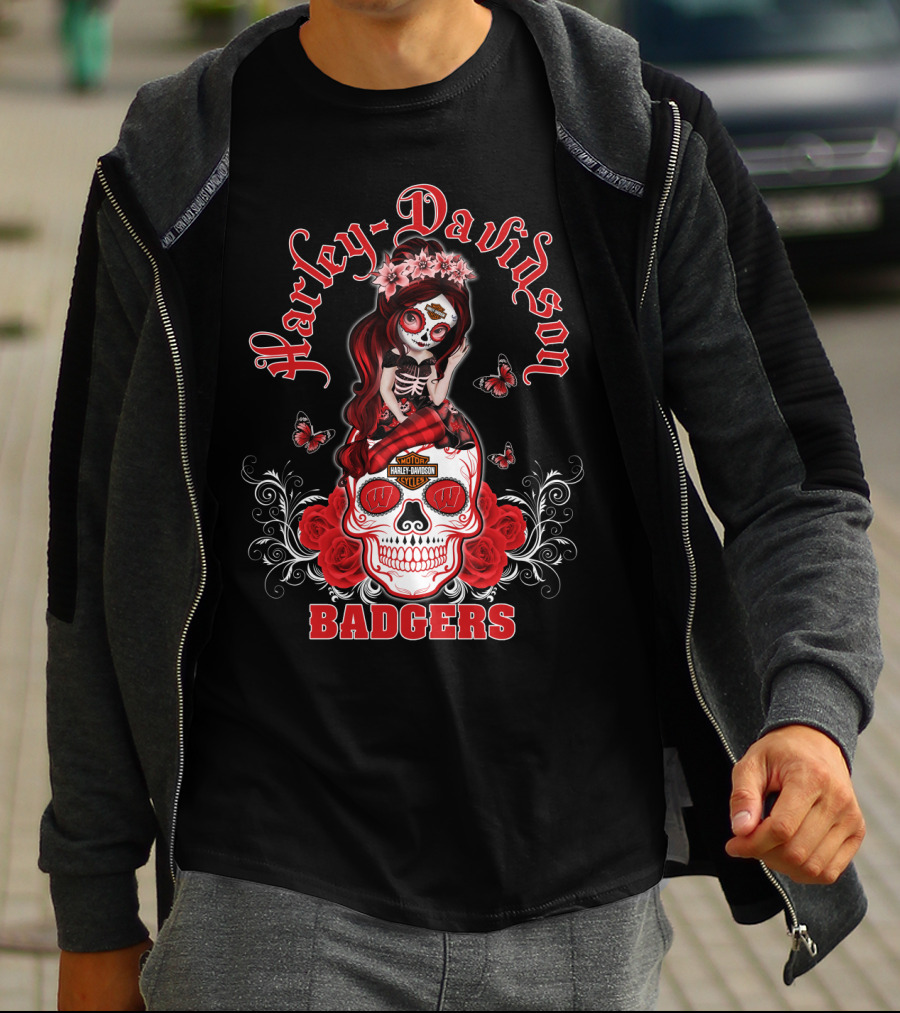 Harley Davidson Wisconsin Badgers Skull Rose Blossoms T-Shirt