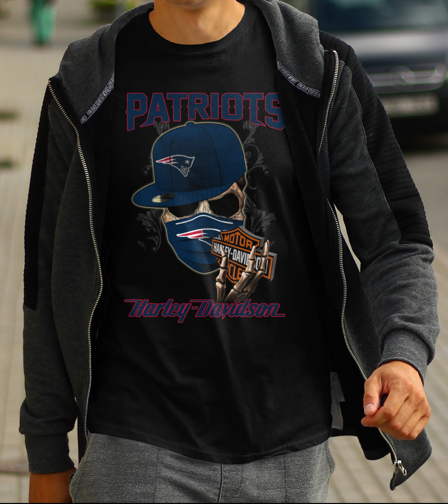 Harley Davidson New England Patriots Skull With Cap And Mask T-Shirt