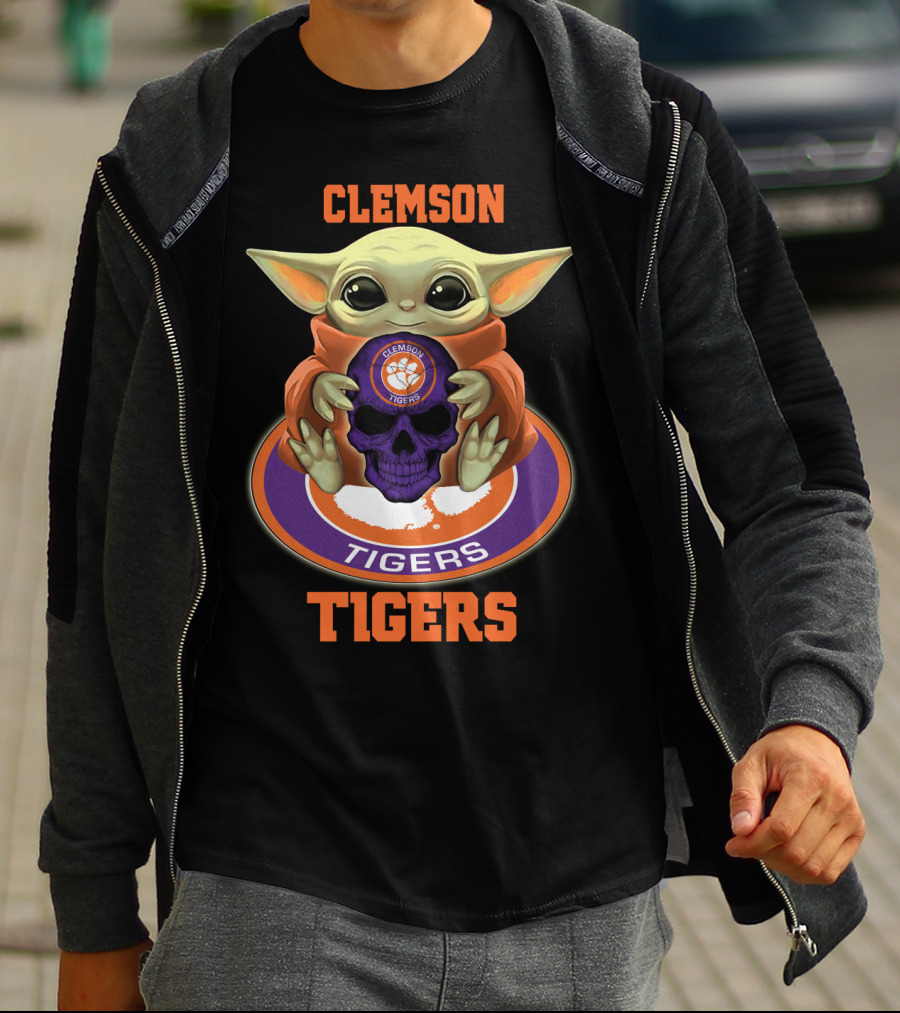 Clemson Tigers Yd1404 Baby Alien Holding Skull T-Shirt