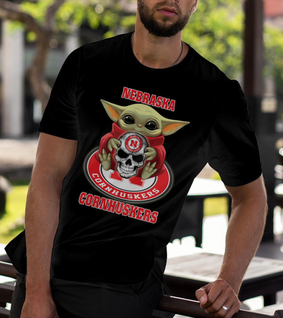Nebraska Cornhuskers Baby Alien Holding Skull Logo Yd1404 T-Shirt