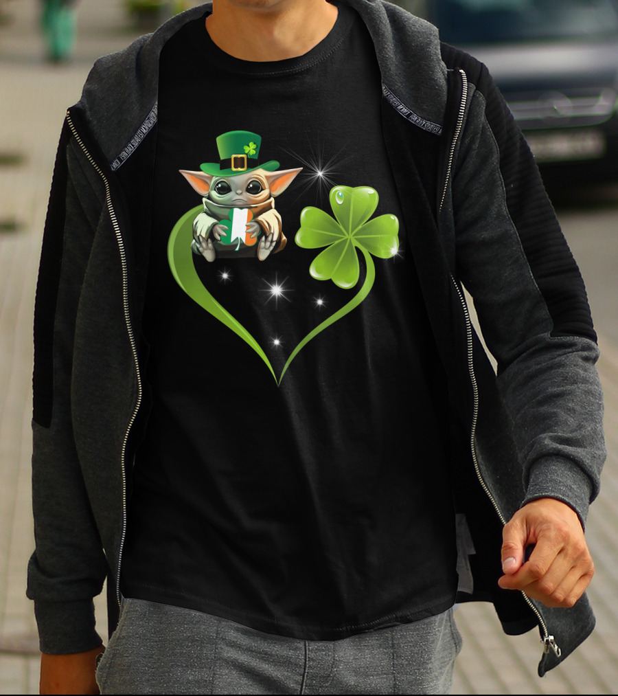 Yoda Shamrock Heart St. Patrick's Day T-Shirt