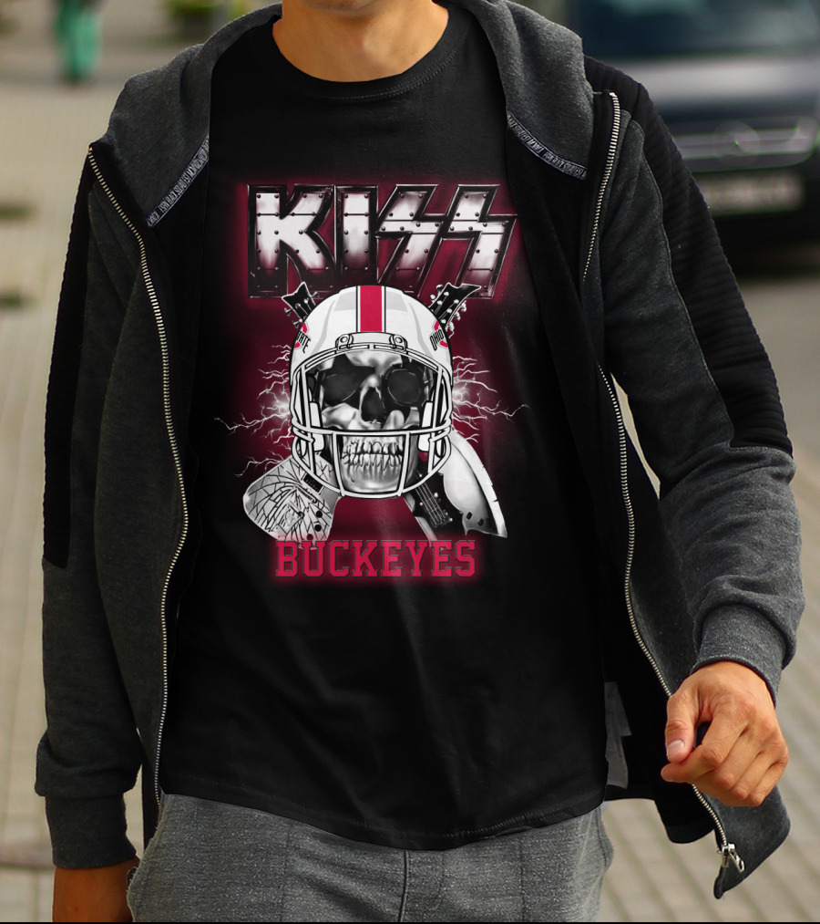 Kiss Buckeyes Football Skull Helmet Ncaa Osb 95 T-Shirt