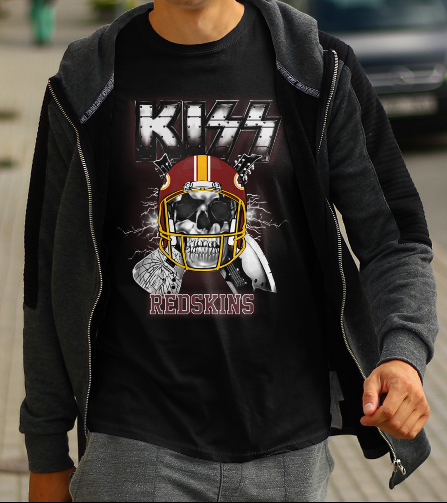 Kiss Redskins Skull Helmet T-Shirt