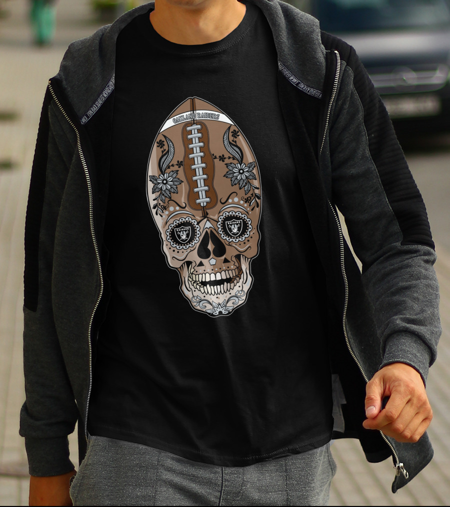 Oakland Raiders Football Skull Design 97 01 Or T-Shirt