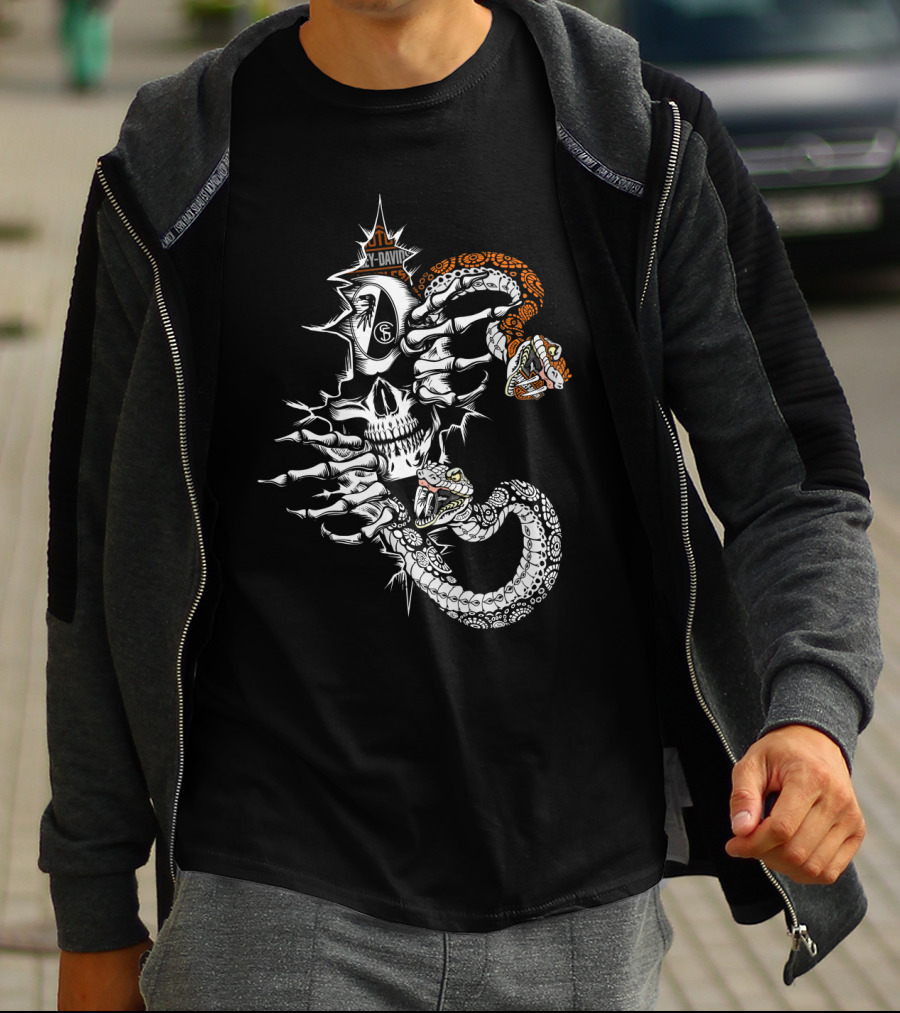 Skull With Snakes And Skeleton Hands 107 Scf T-Shirt