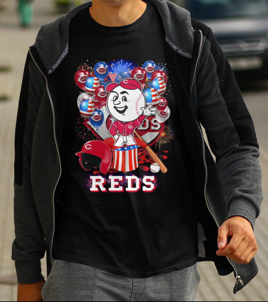 Mlb Cincinnati Reds Baseball Mascot Celebration With Fireworks And Patriotic Details T-Shirt