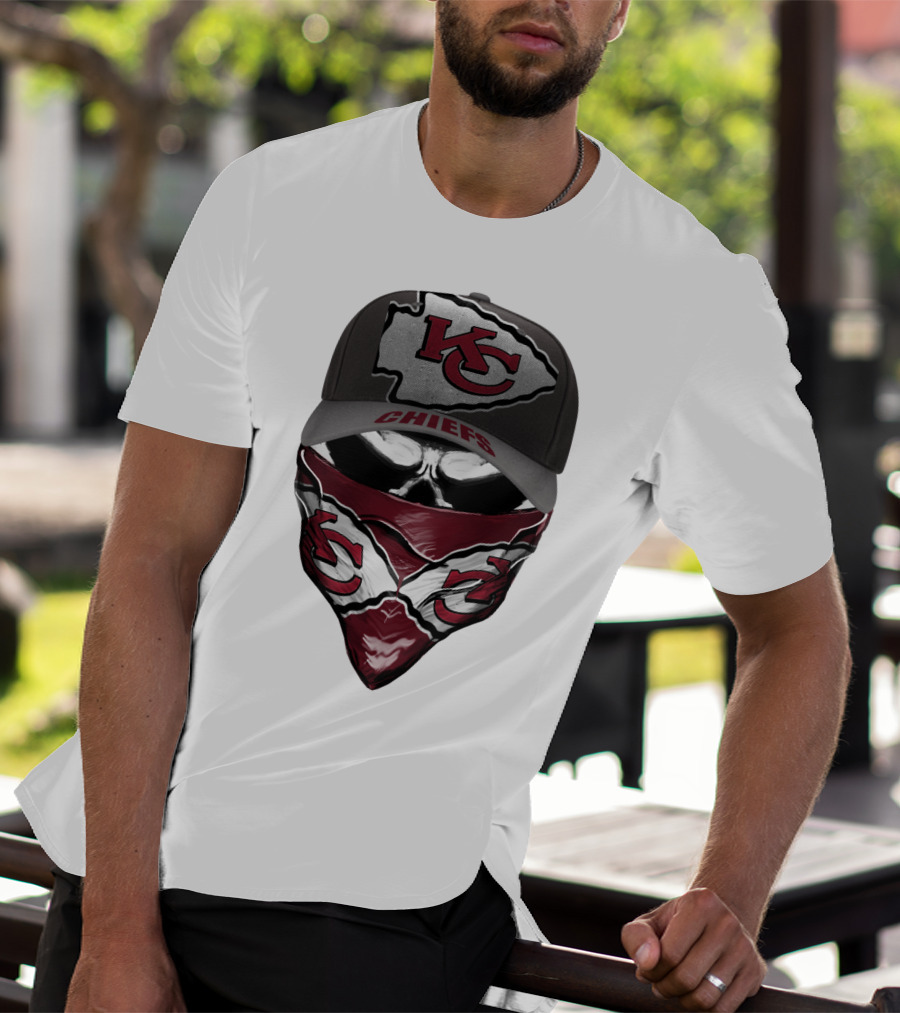 KANSAS CITY CHIEFS KC Logo Hat And Bandana Combo T-Shirt