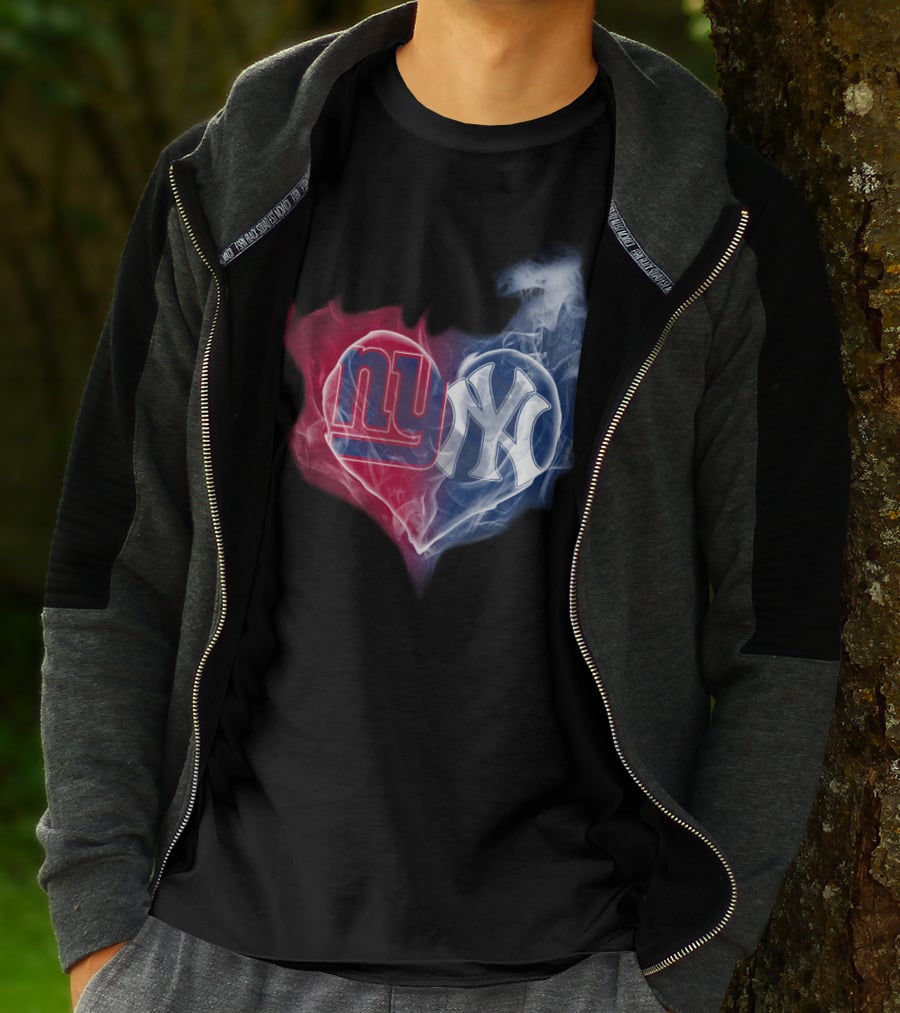 NY Giants NY Yankees Heart Smoke T-Shirt