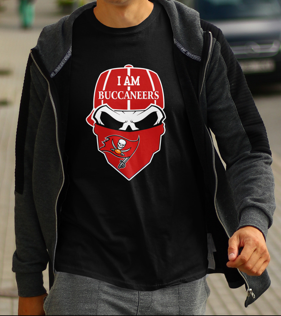 I Am Buccaneers Skull Tampa Bay Buccaneers T-Shirt