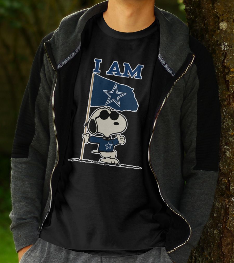 Dallas Cowboys Snoopy I Am Football Fan T-Shirt