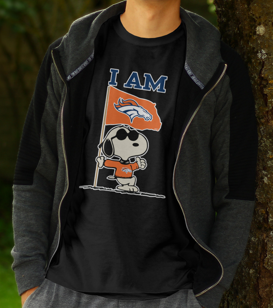I Am Denver Broncos Snoopy Fan With Flag T-Shirt