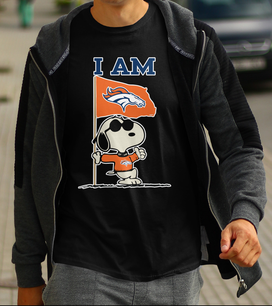 I Am Denver Broncos Snoopy Fan With Flag T-Shirt