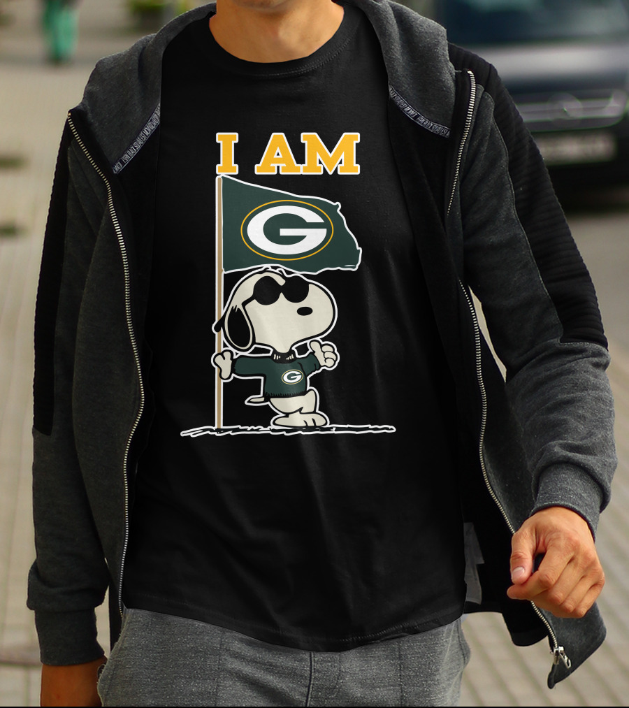 Snoopy Green Bay Packers Flag I Am T-Shirt
