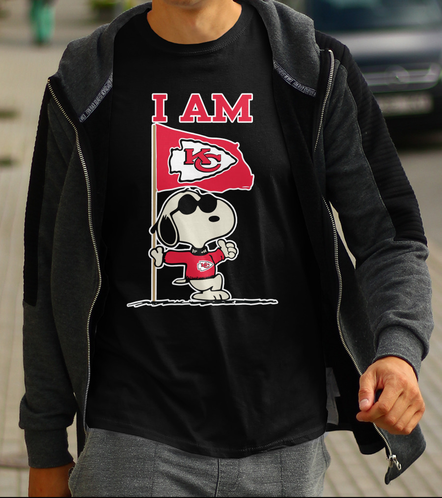 I Am Kansas City Chiefs Snoopy Kc Flag T-Shirt