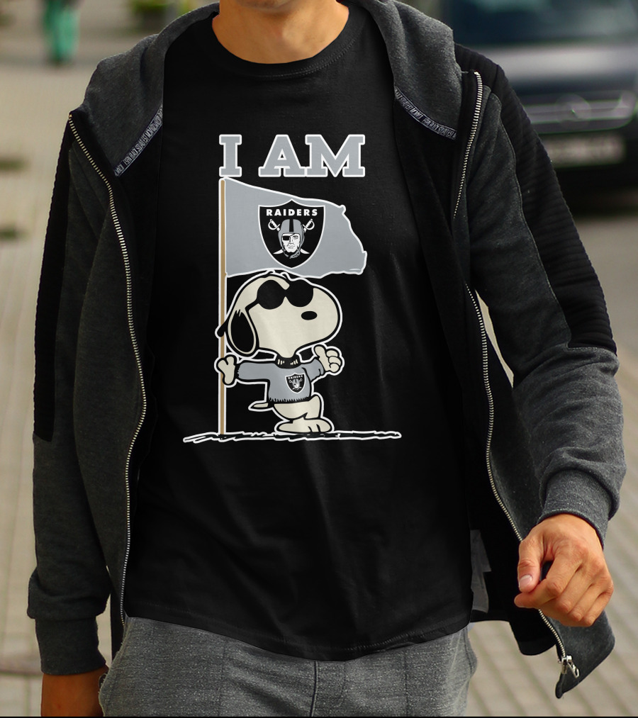 I Am Las Vegas Raiders Snoopy Flag T-Shirt